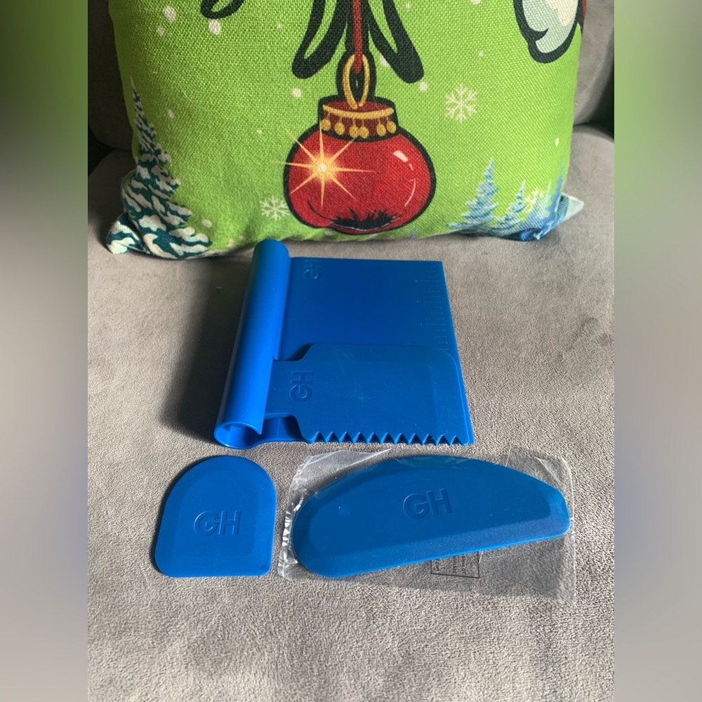 NWT 4 pc. Baker’s Accessory Set, Blue